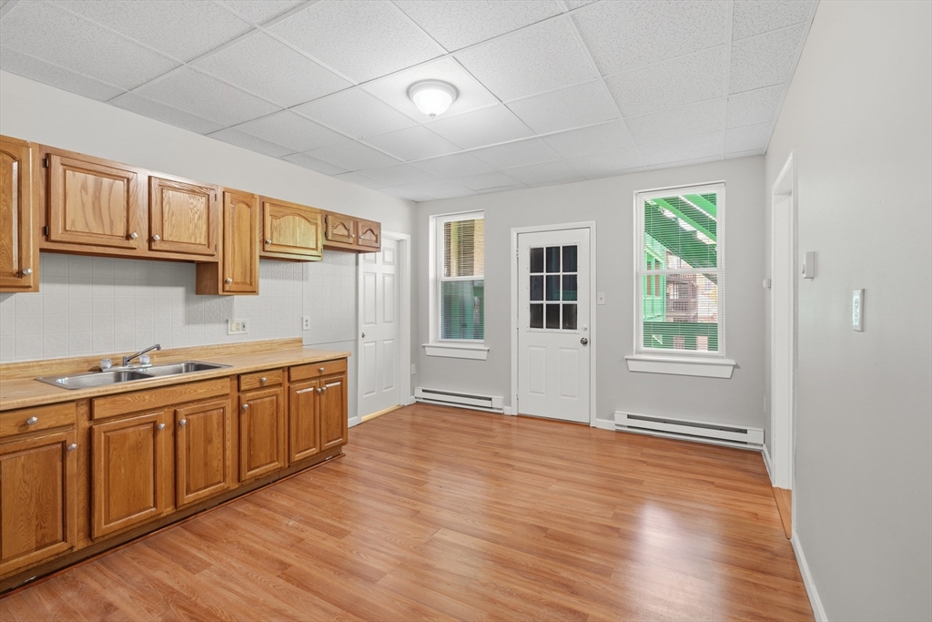 194 Lyman St # 15 Property Photo 2