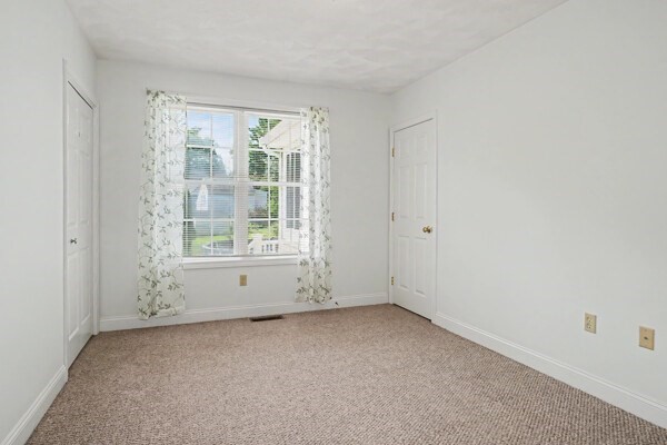 111 Chestnut St Property Photo 25