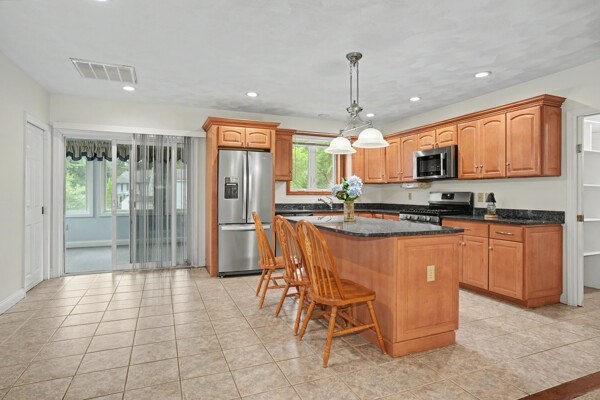 111 Chestnut St Property Photo 32