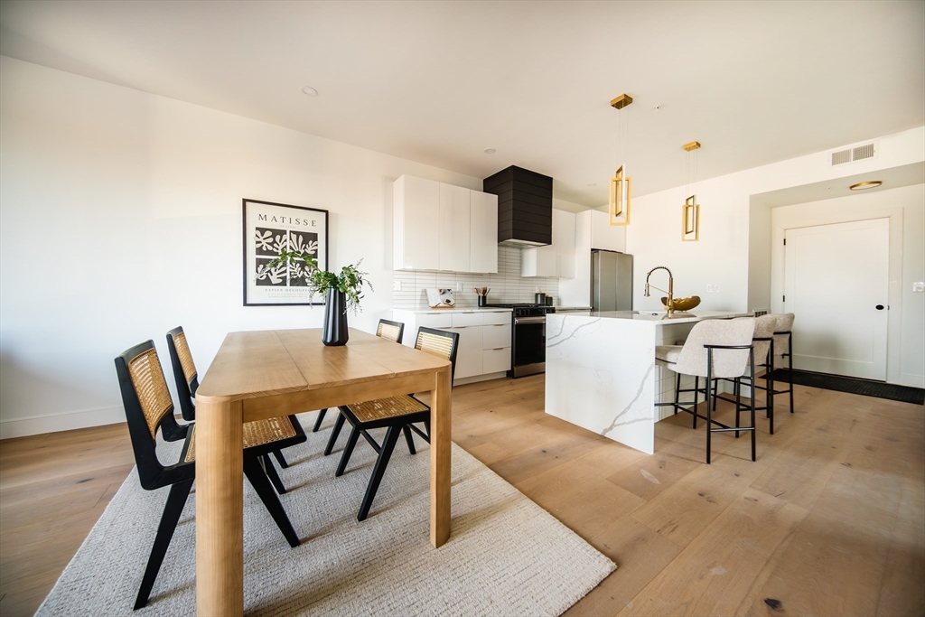 66 Mcgrath # 510 Property Photo 6
