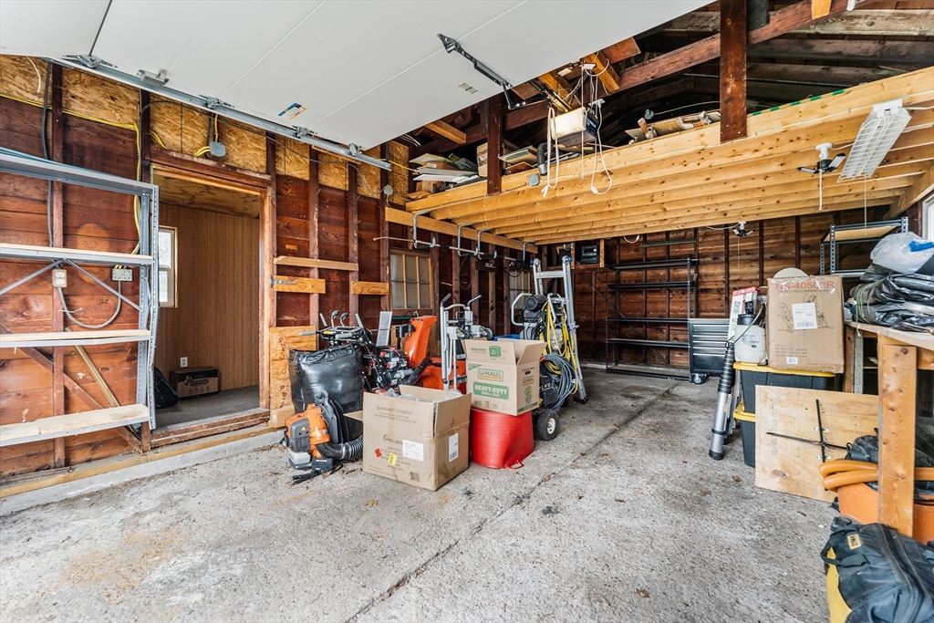 64 Rochford Cir Property Photo 13