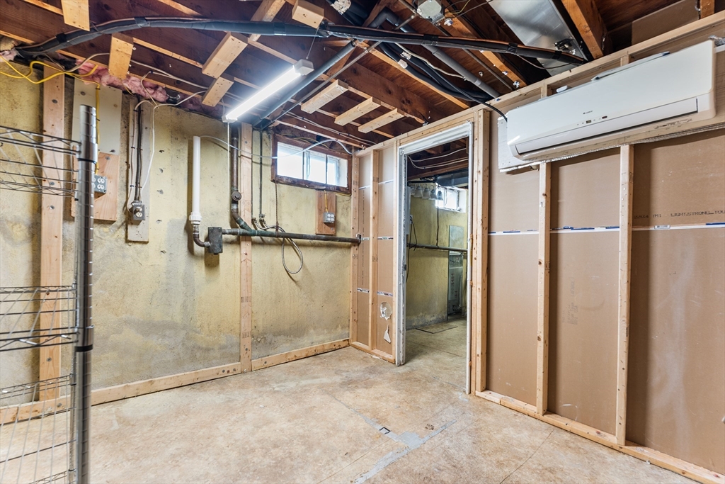 64 Rochford Cir Property Photo 23