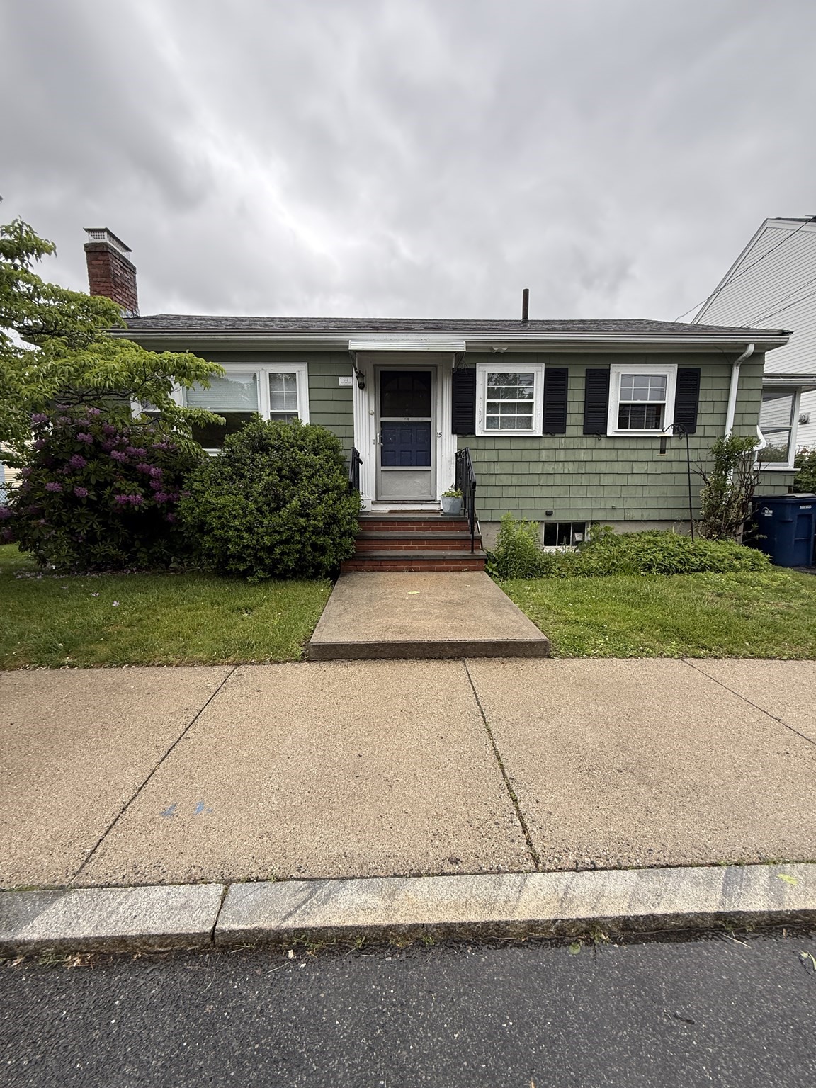 15 Swan St Property Photo 1