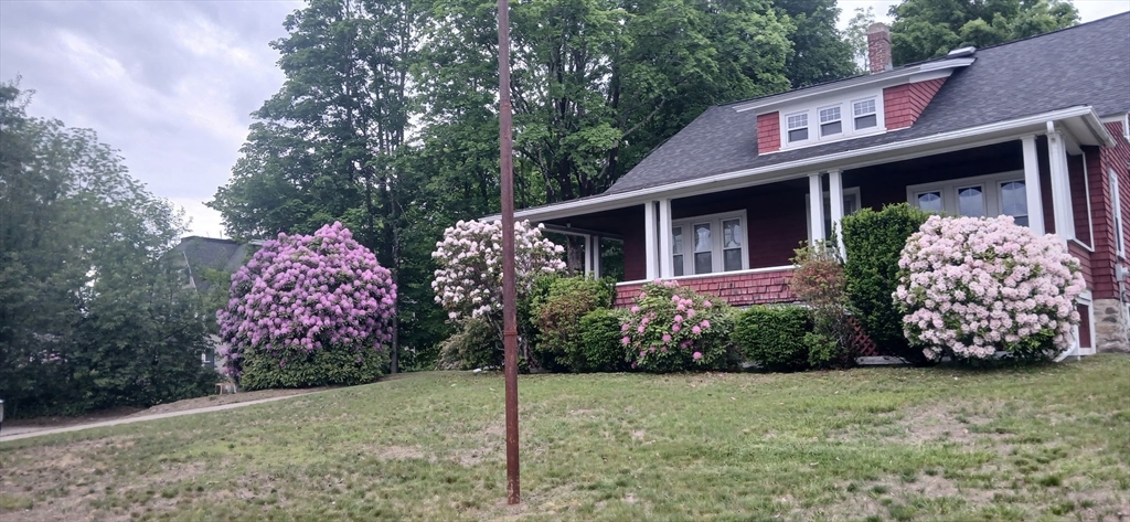 72 W Main St Property Photo 3