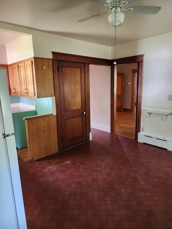 72 W Main St Property Photo 18