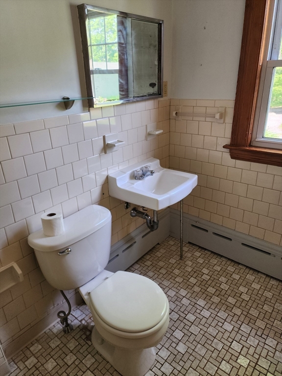 72 W Main St Property Photo 27