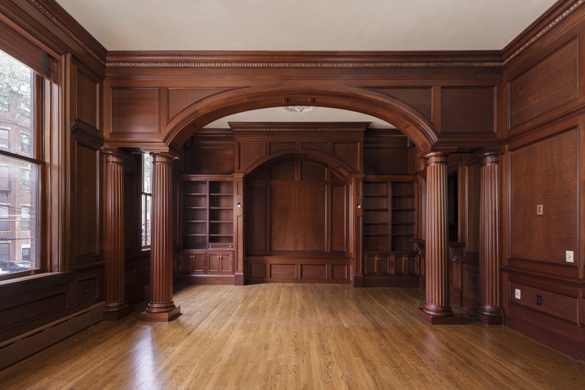 129 Commonwealth Avenue Property Photo 7