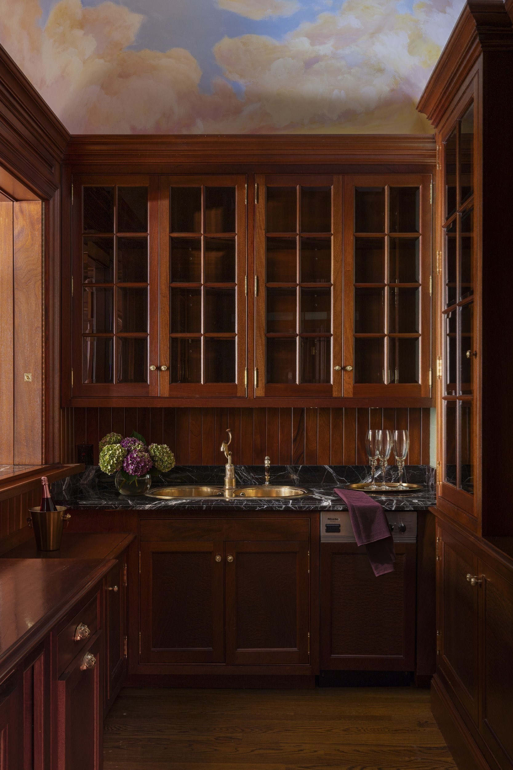 129 Commonwealth Avenue Property Photo 9