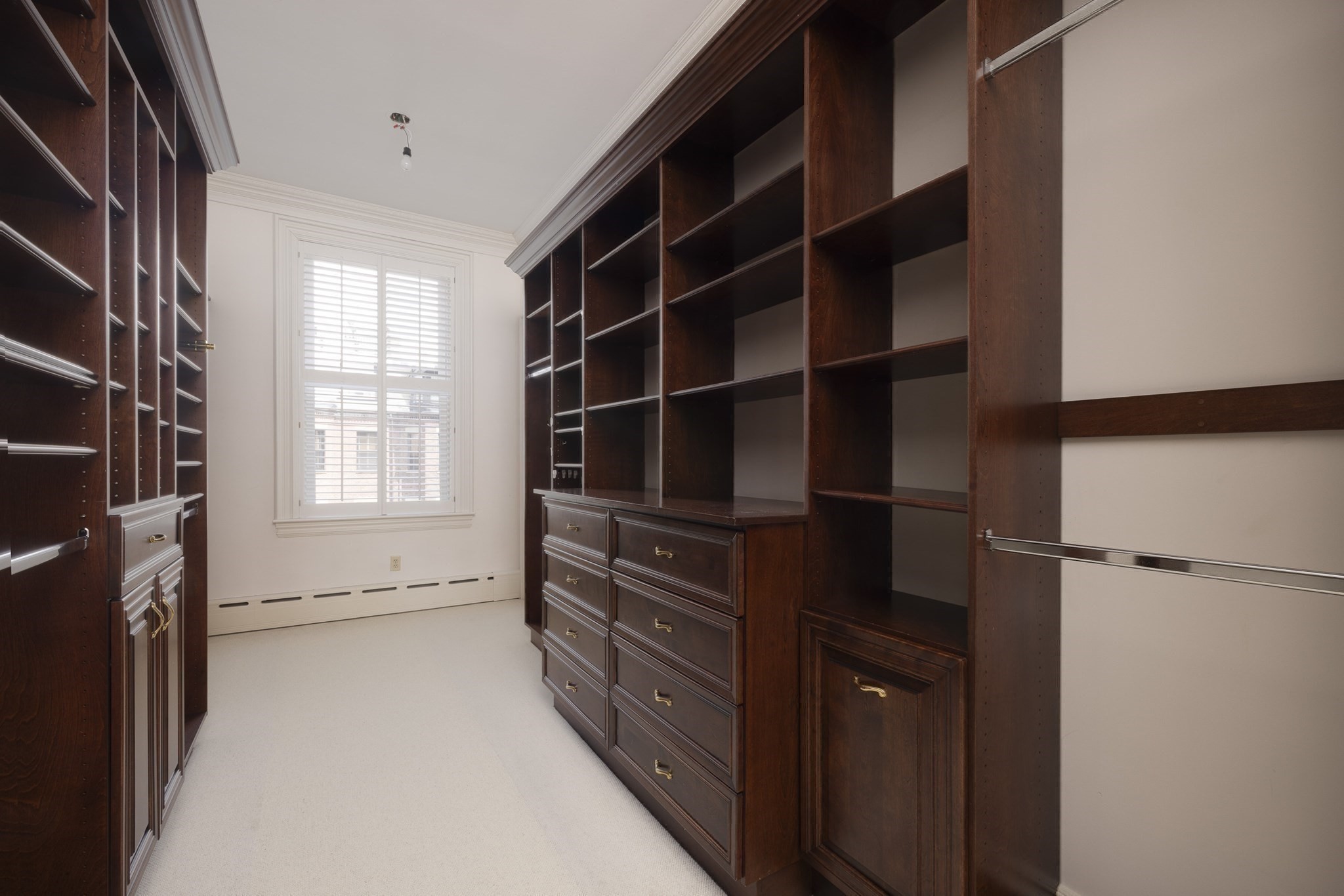 129 Commonwealth Avenue Property Photo 17