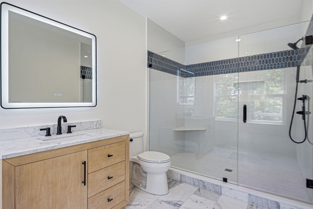 33 Pine Street Property Photo 29