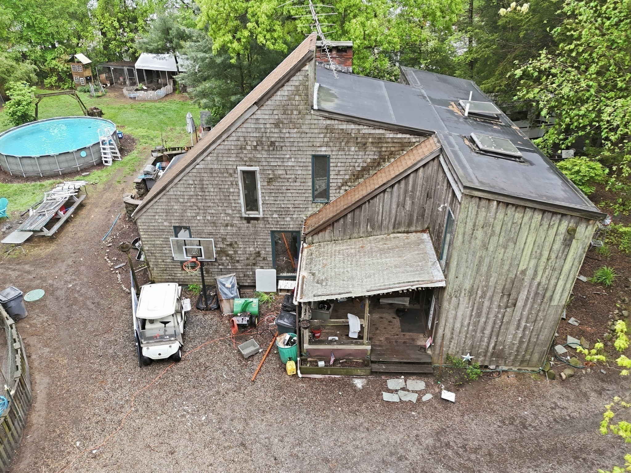 151 Summer St Property Photo 2