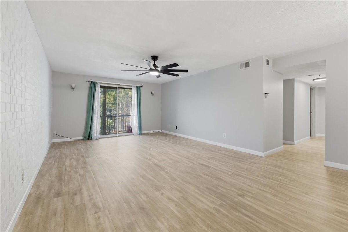 232 Canton St # 308 Property Photo 5
