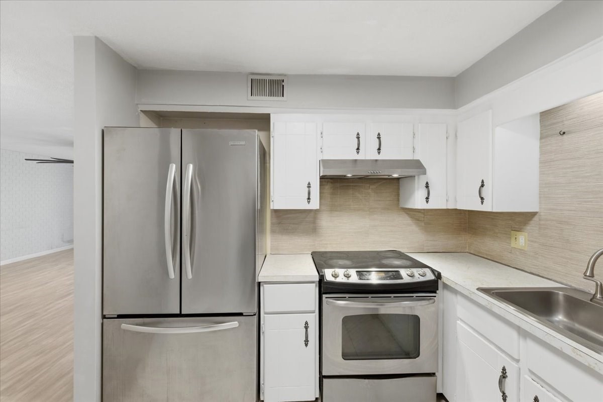 232 Canton St # 308 Property Photo 7