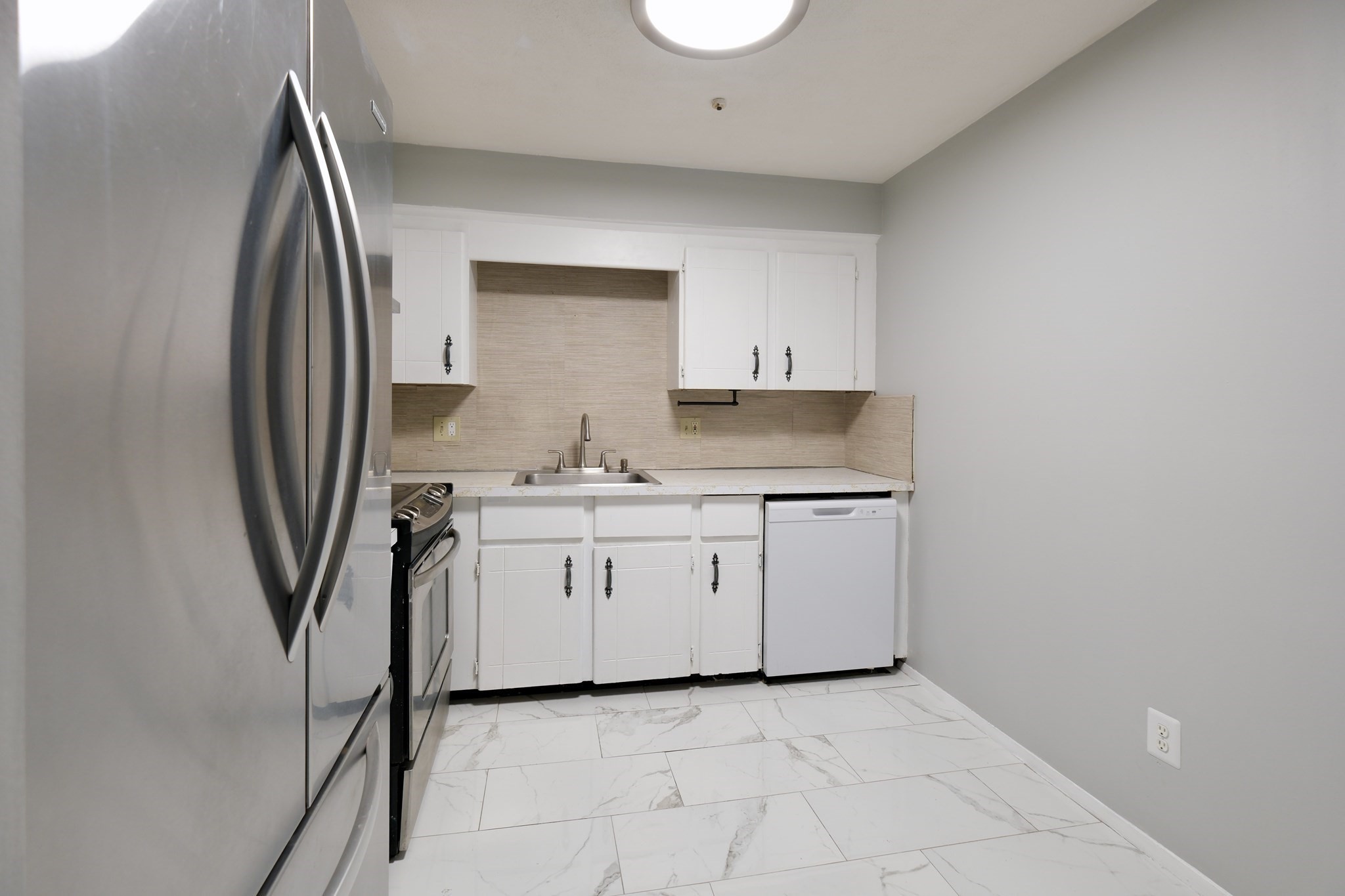 232 Canton St # 308 Property Photo 10