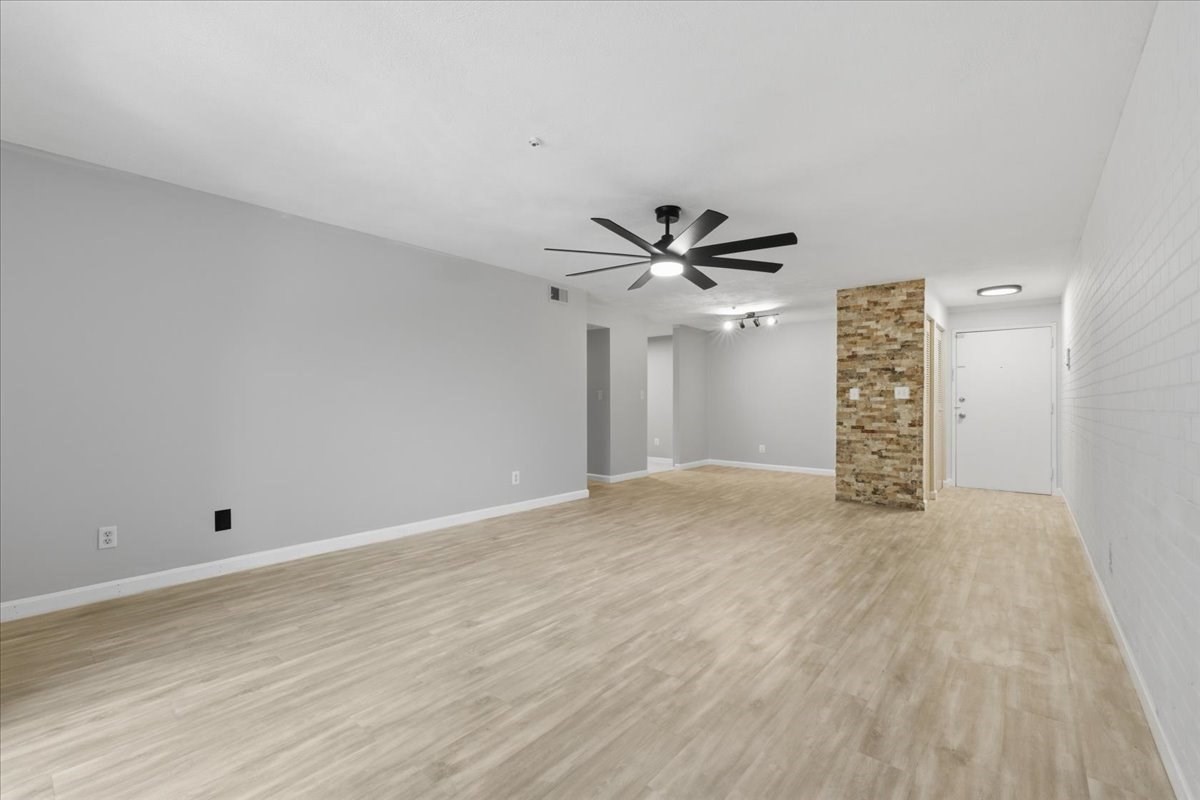 232 Canton St # 308 Property Photo 12