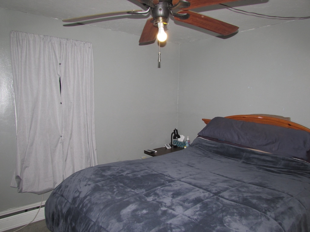 10 Bartlett St Property Photo 18
