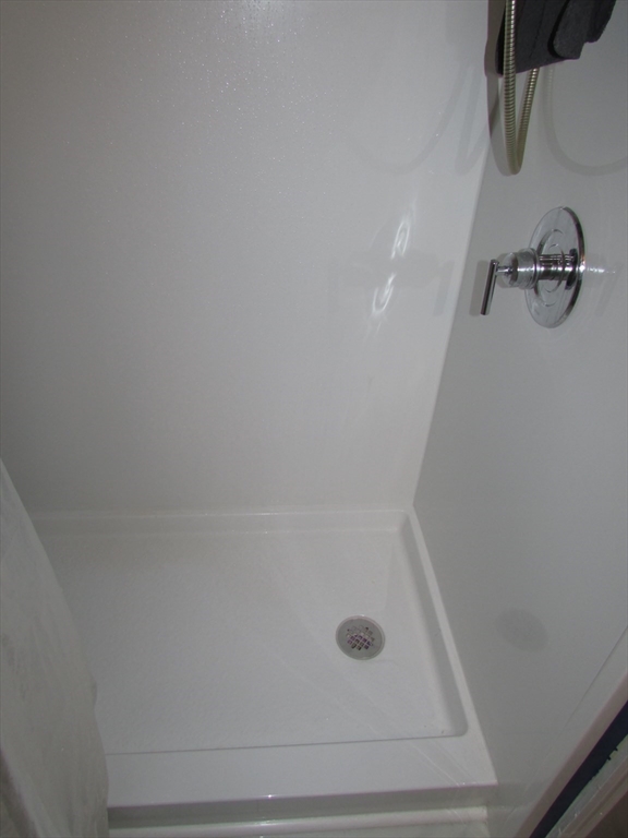 10 Bartlett St Property Photo 21