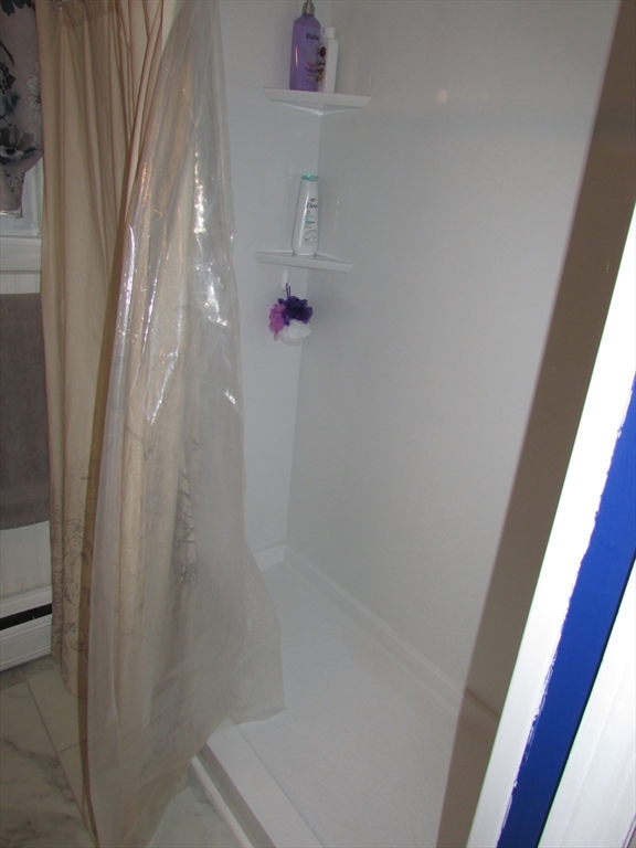 10 Bartlett St Property Photo 22