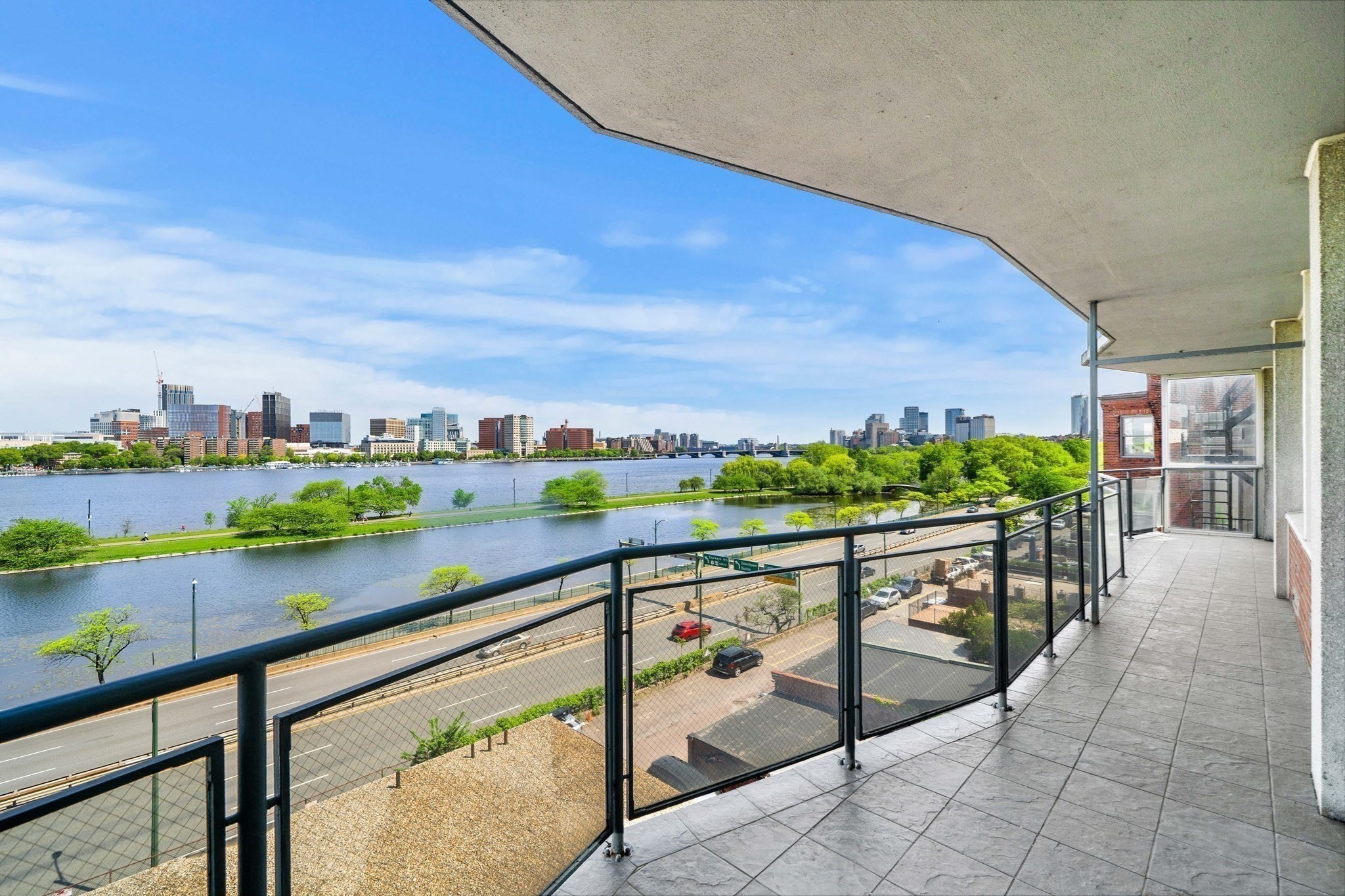 330 Beacon St Property Photo 2