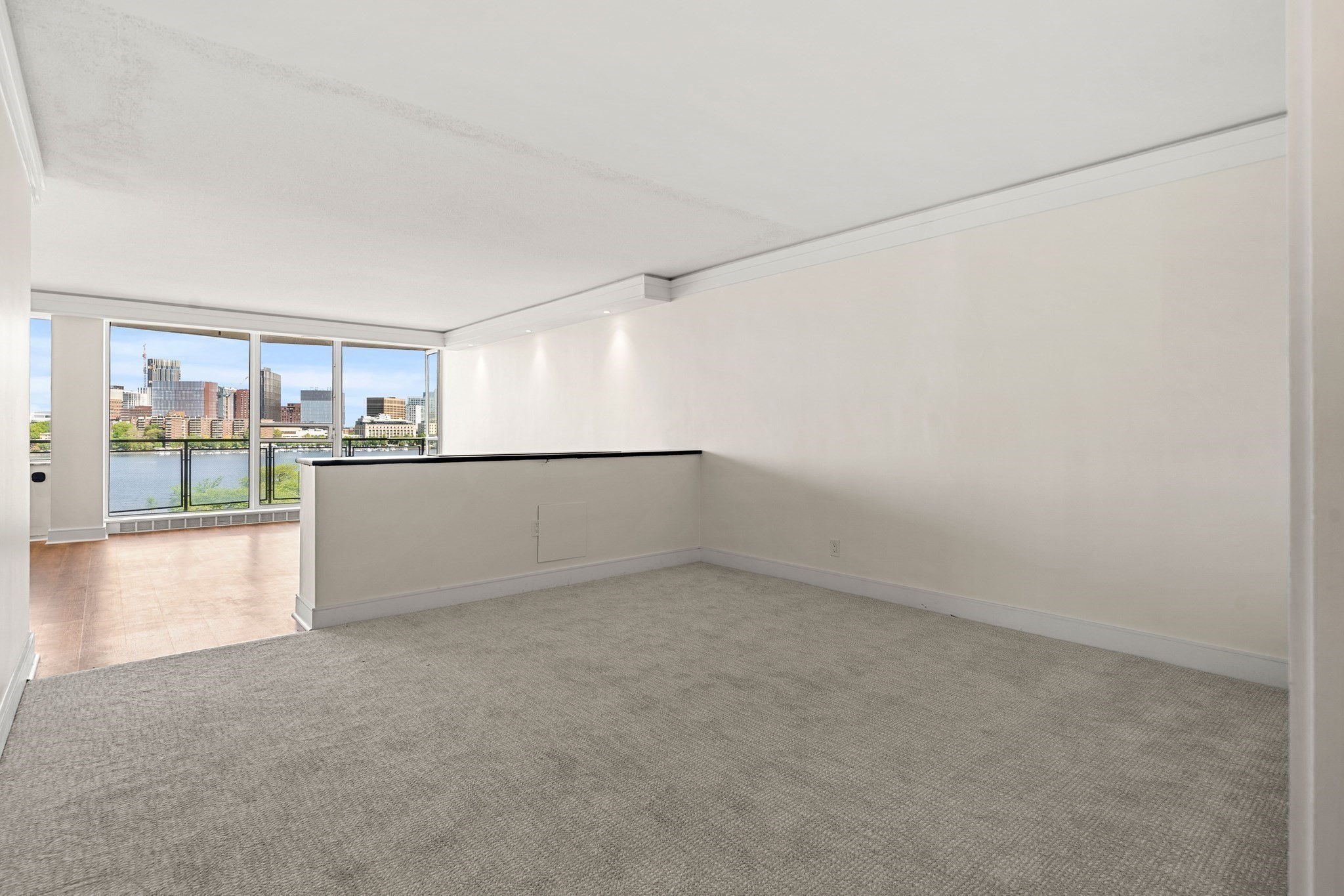 330 Beacon St Property Photo 9