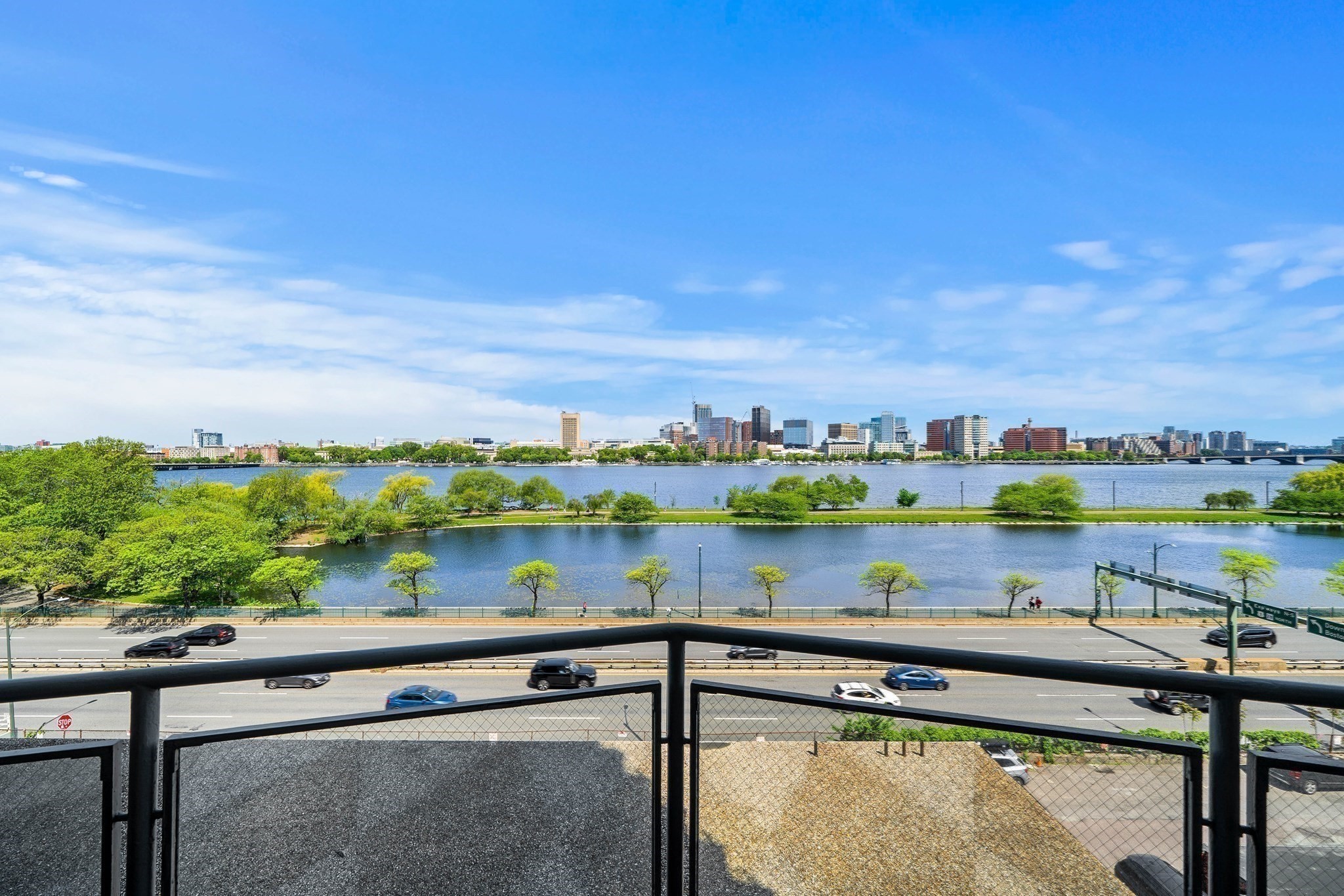 330 Beacon St Property Photo 10