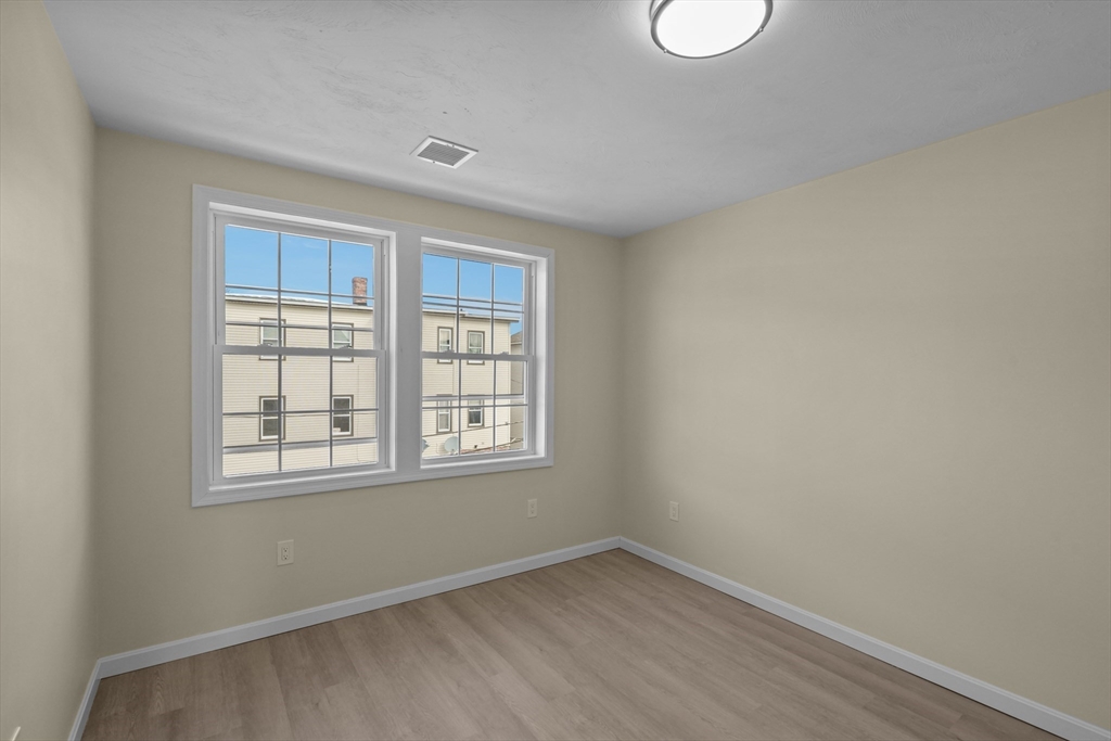 25 Lebanon St # D Property Photo 15