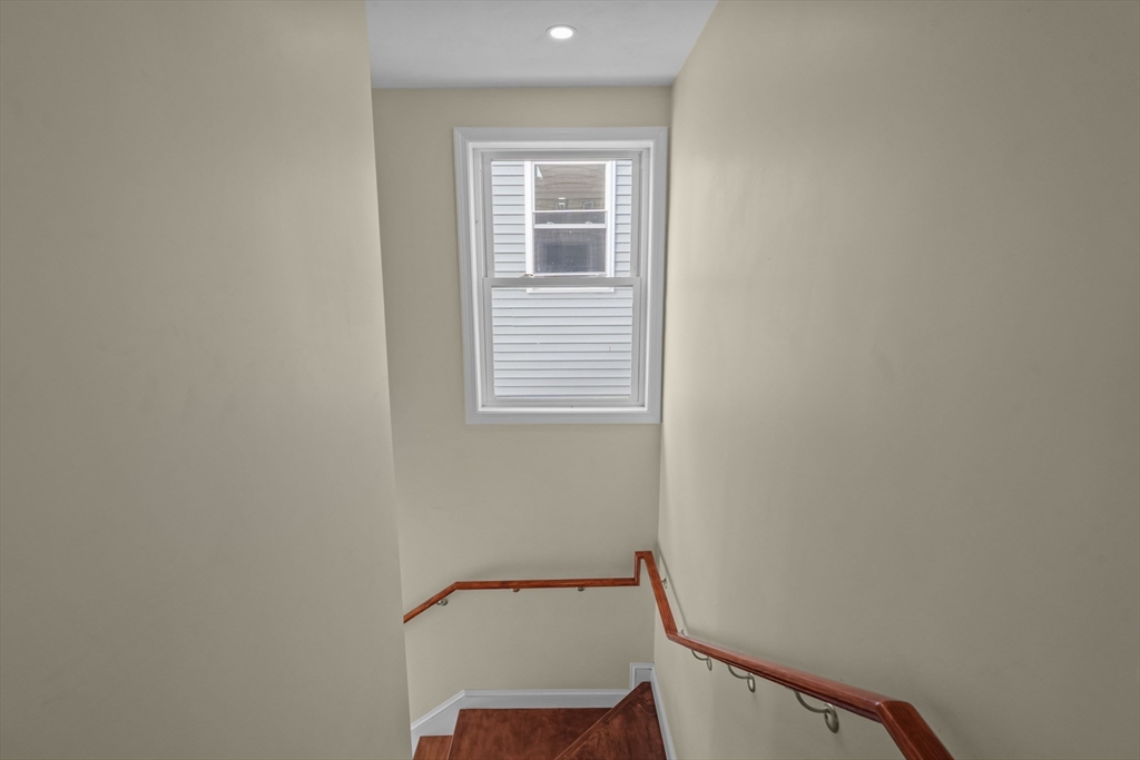 25 Lebanon St # D Property Photo 16