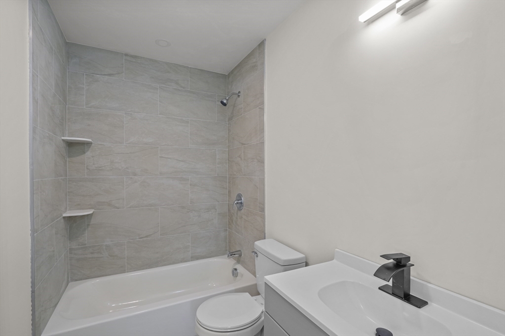 25 Lebanon St # D Property Photo 23