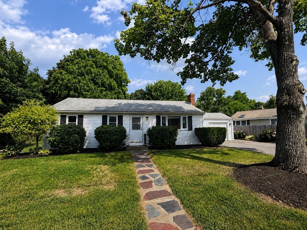 22 Middlesex Rd Property Photo 1