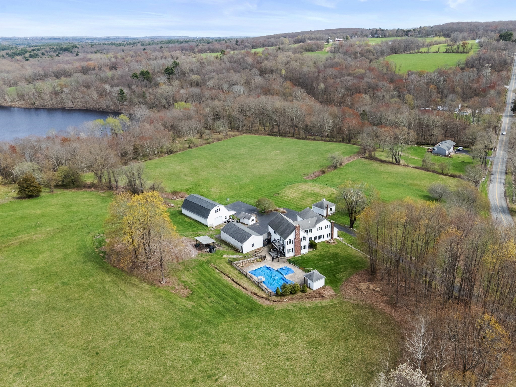 63 Uxbridge Rd Property Photo 15