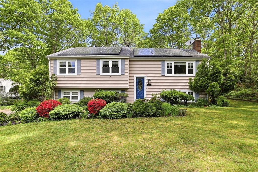 17 Briggs Ave Property Photo 1
