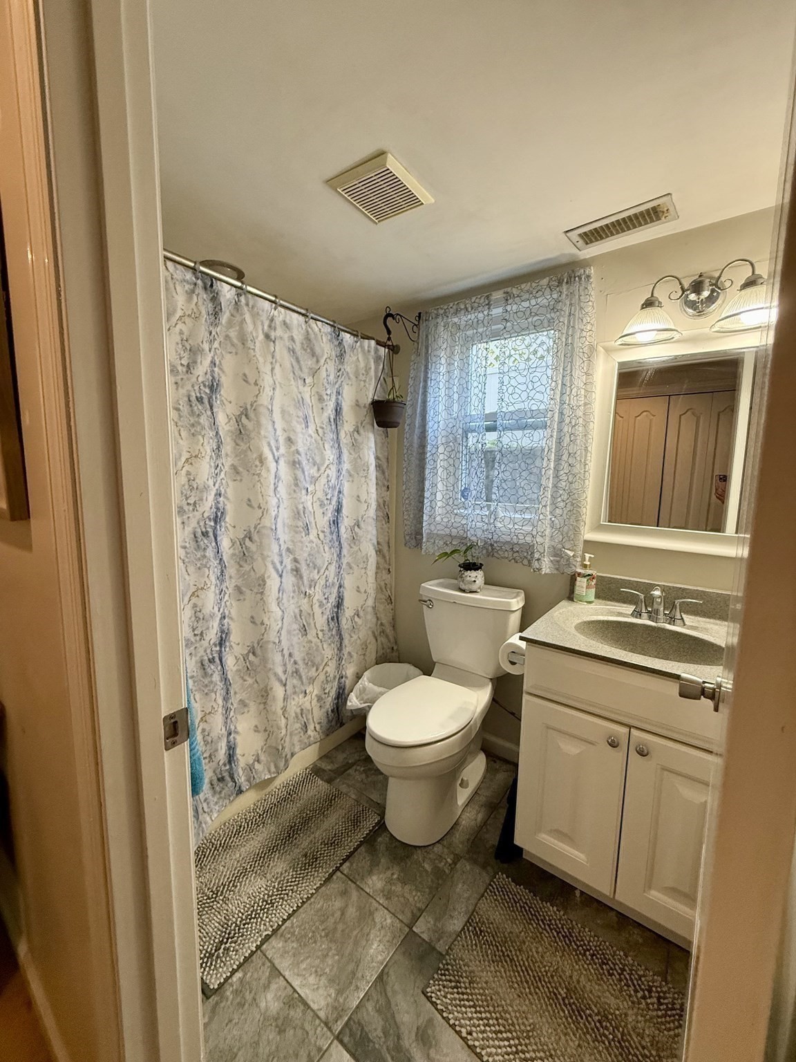 1810 Highland Ave # 4a Property Photo 10