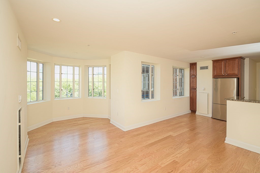 20 Chapel St # C604 Property Photo 3