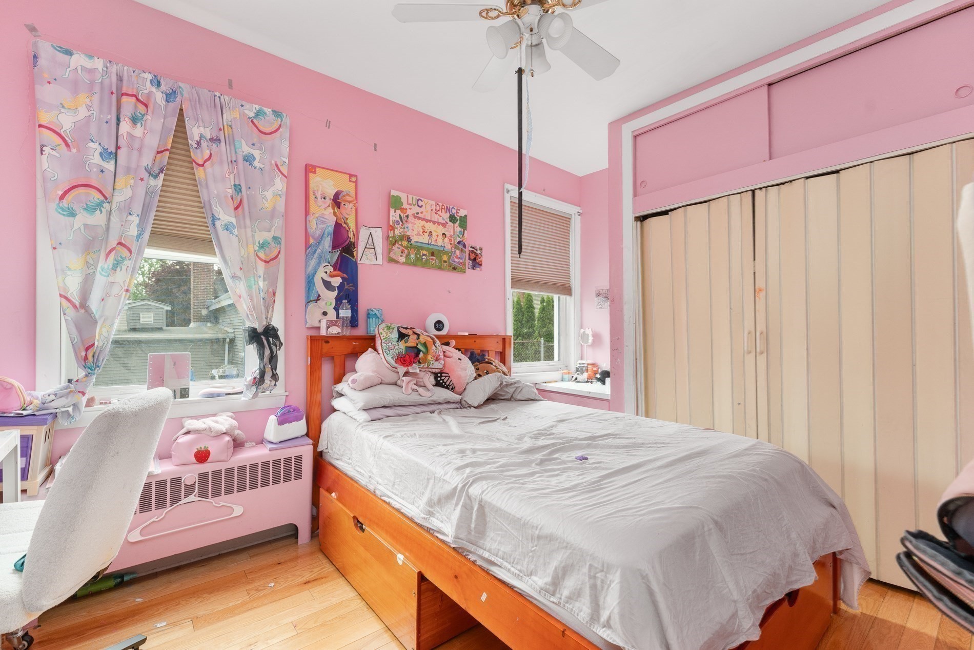 21 25 27 Pike Street Property Photo 18