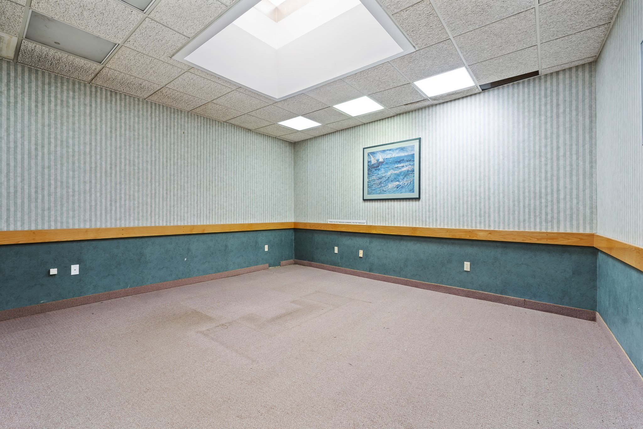 80 Sagamore St Property Photo 6