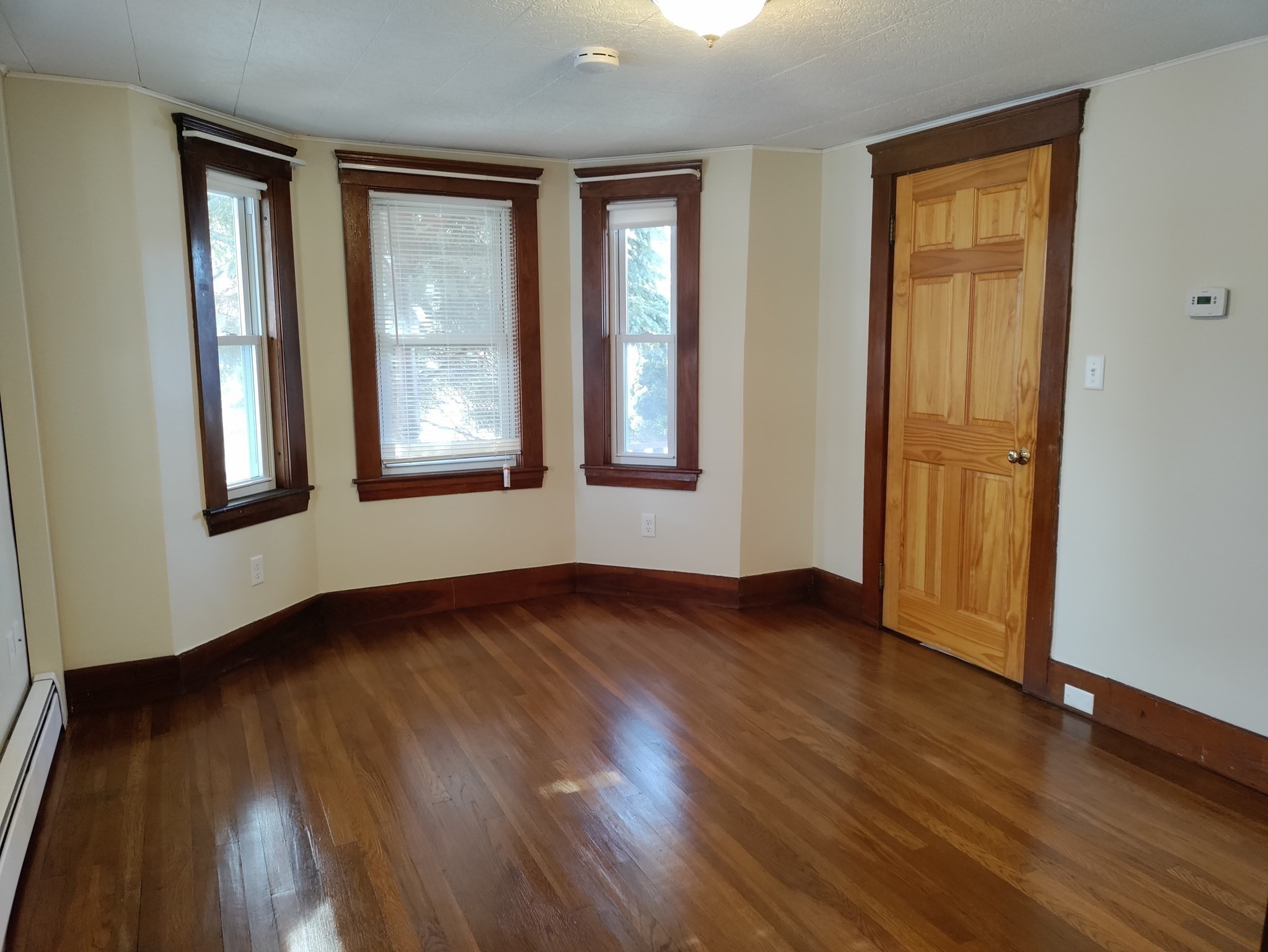 143 Chestnut St # 1 Property Photo 3