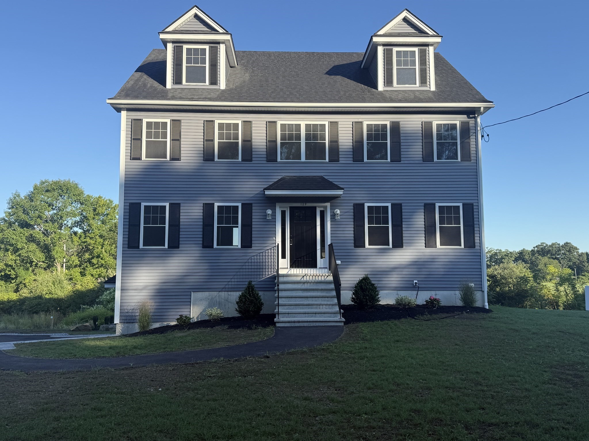 129 Old Westford Rd Property Photo 2