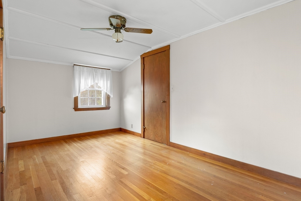 557 Main St Property Photo 21
