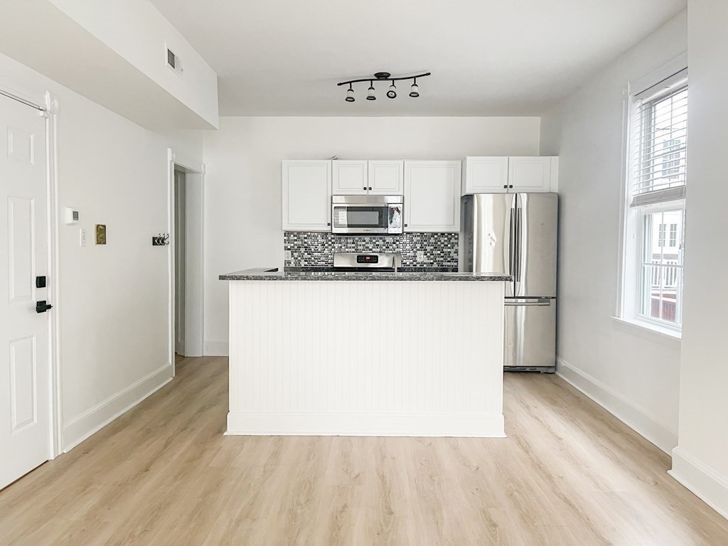 470 East Seventh St # 4 Property Photo 2