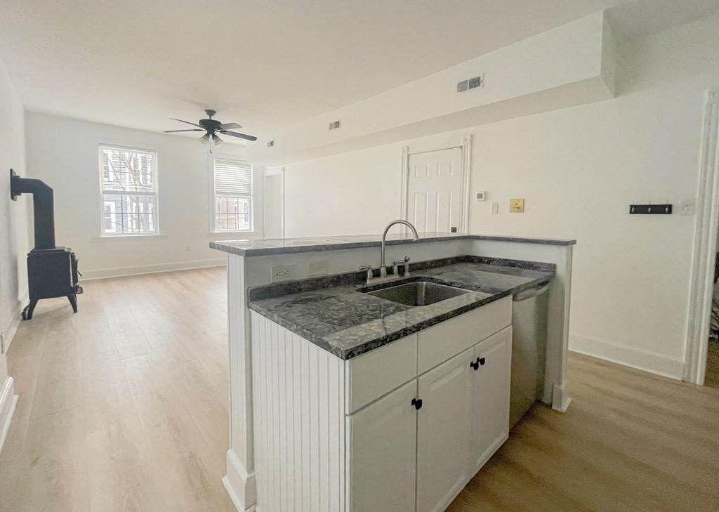 470 East Seventh St # 4 Property Photo 5