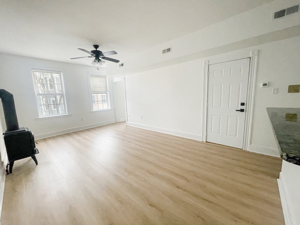 470 East Seventh St # 4 Property Photo 7