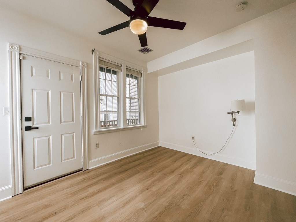 470 East Seventh St # 4 Property Photo 10