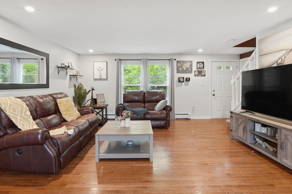23 Oakmont Street Property Photo 6
