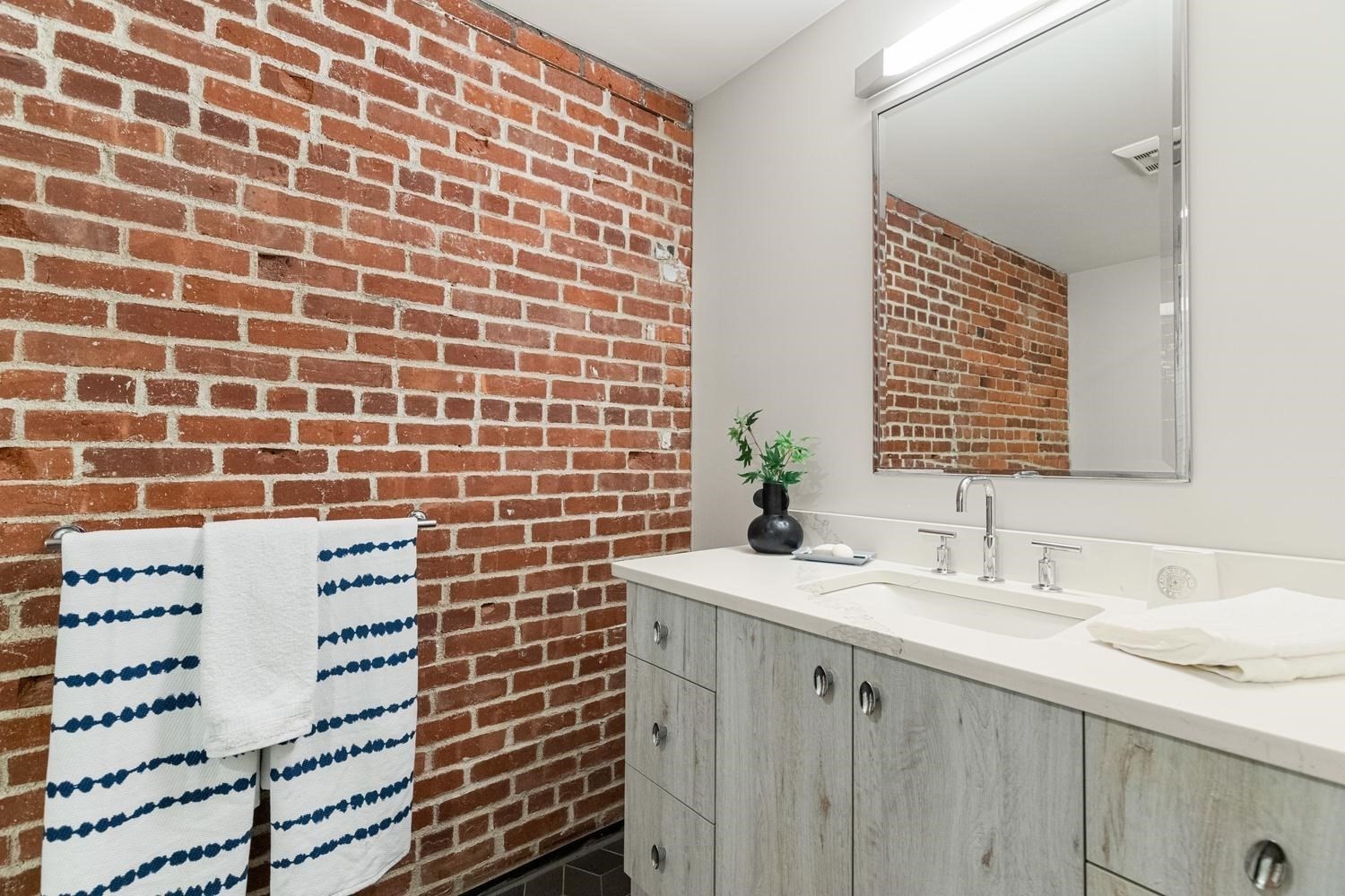63 Melcher St. # 301 Property Photo 15