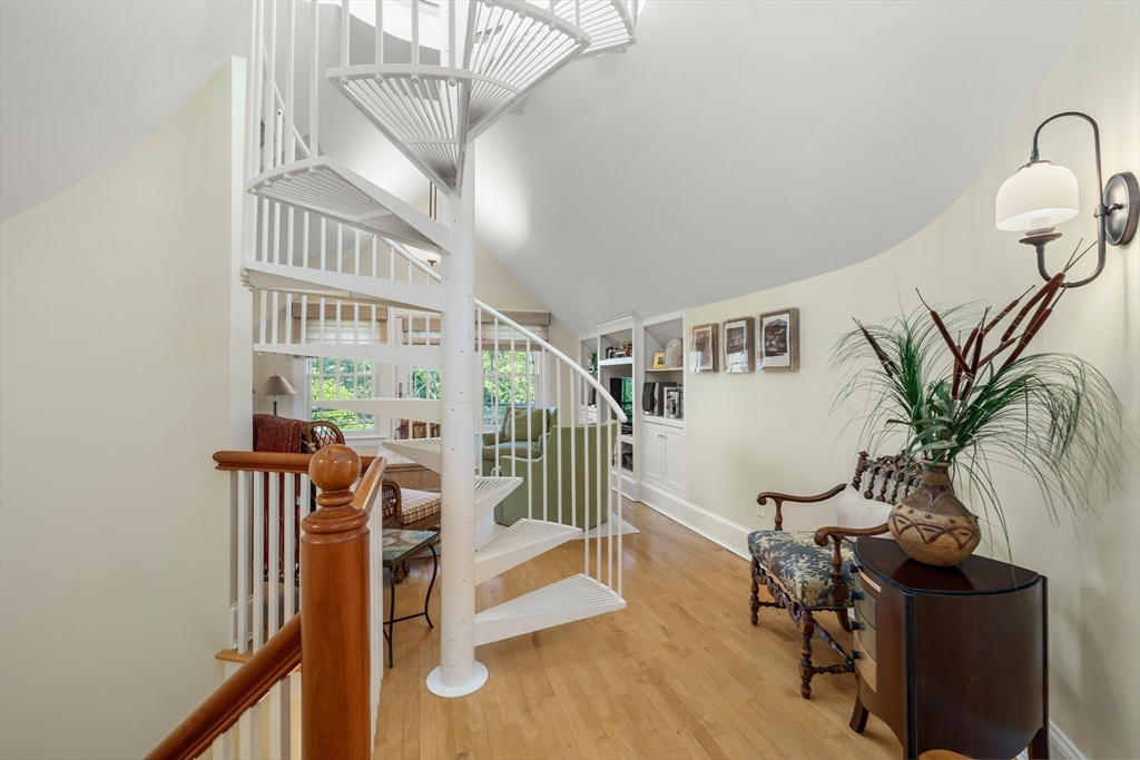 5 Ellsworth Drive Property Photo 33