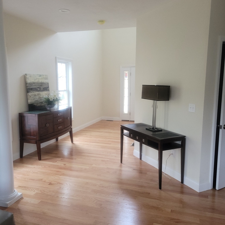 21d Crownshield Property Photo 8