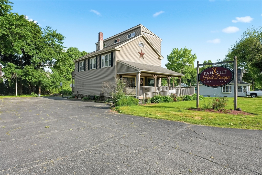 166 Millbury Ave Property Photo 1
