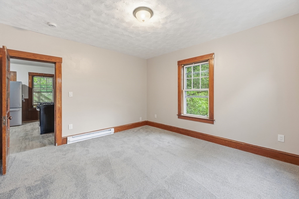 183 Greenwood St Property Photo 19