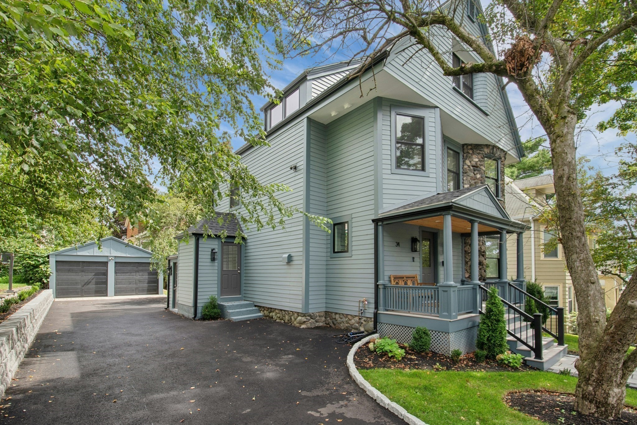 34 Addison St Property Photo 4