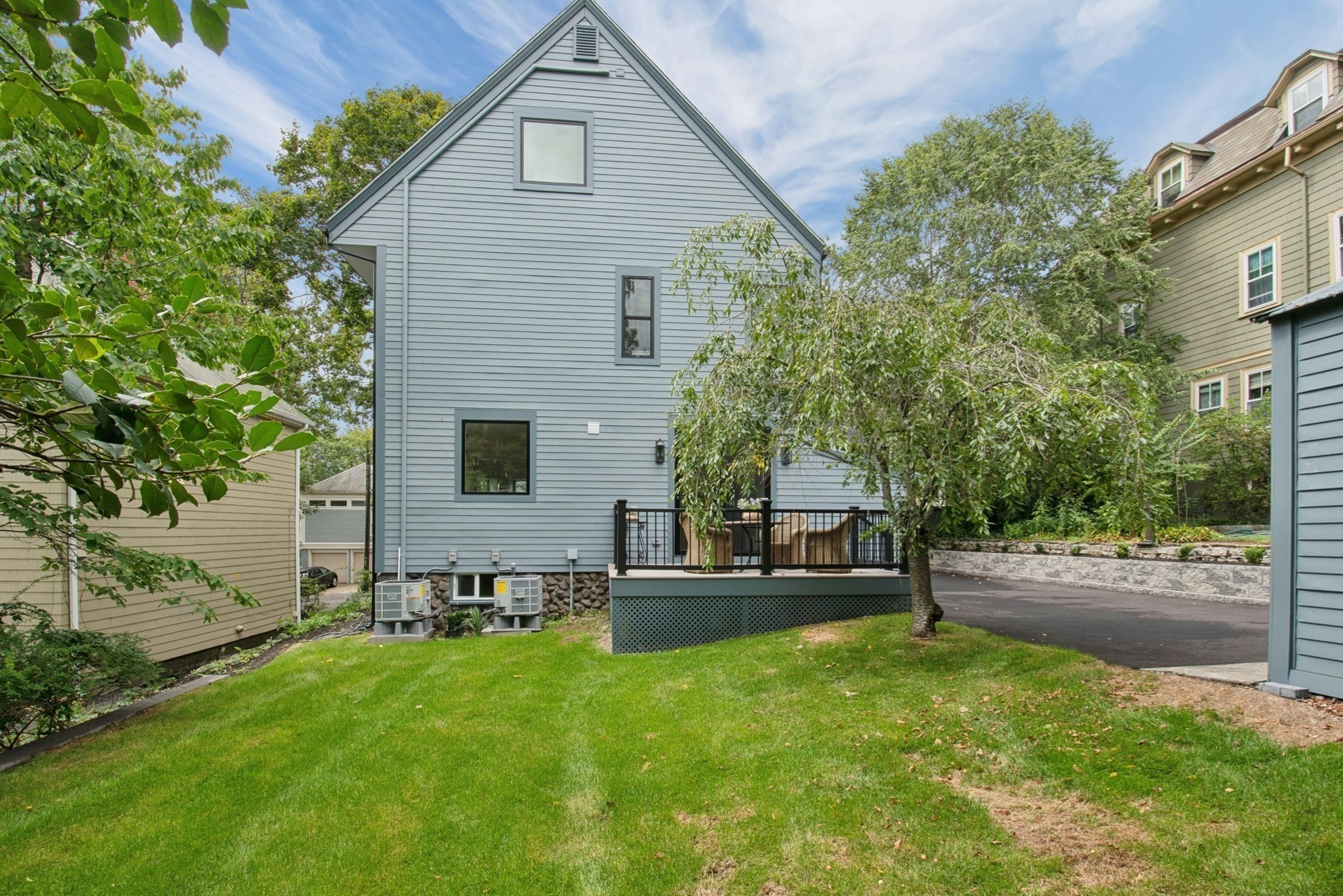 34 Addison St Property Photo 36